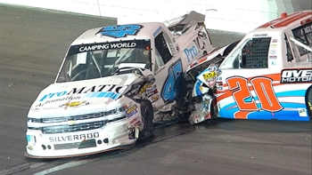 Tate Fogleman T-bones Justin Fontaine at Gateway | 201 TRUCK SERIES | FOX NASCAR