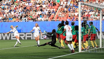 England score the indirect free kick for a 1-0 lead vs. Cameroon | 2019 FIFA Women's World Cup™