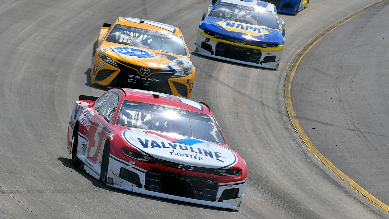 FINAL LAPS: Kyle Larson dominates at Nashville