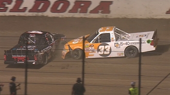 Kaz Grala T-bones Christopher Bell at Eldora | 2017 TRUCK SERIES | FOX NASCAR