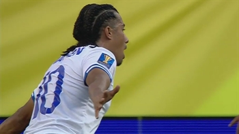 Gerson Mayen gives El Salvador the lead vs. Curacao | 2017 CONCACAF Gold Cup Highlights