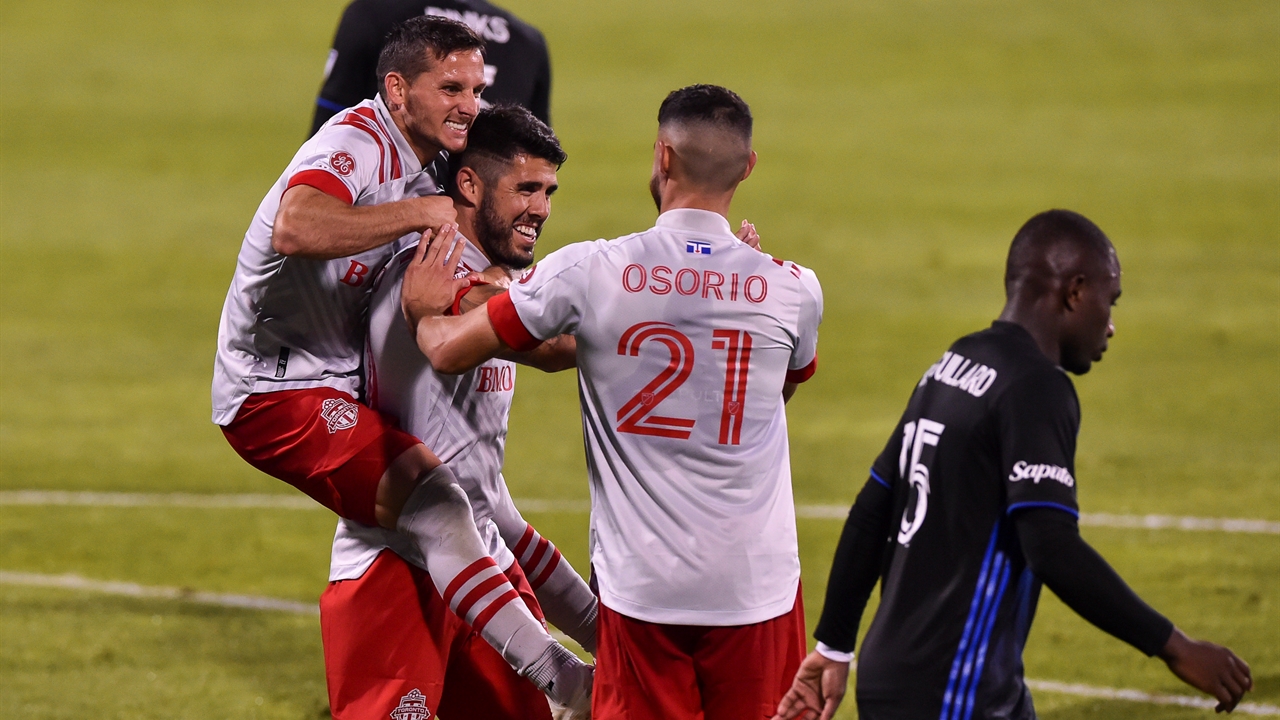 Alejandro Pozuelo penalty shot wins it, 1-0 for Toronto FC over Montreal Impact