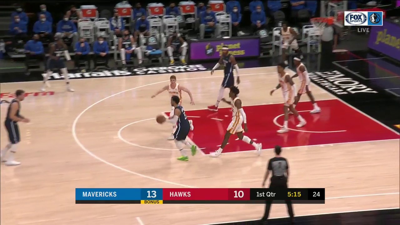 HIGHLIGHTS: Dorian Finney-Smith makes incredible putback Dunk