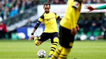 Paco Alcacer's free kick goal impresses Marco Reus | 2019 Bundesliga Highlights