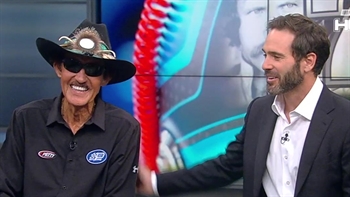 Richard Petty and Jimmie Johnson talk about reaching 7 championships | NASCAR RACE HUB
