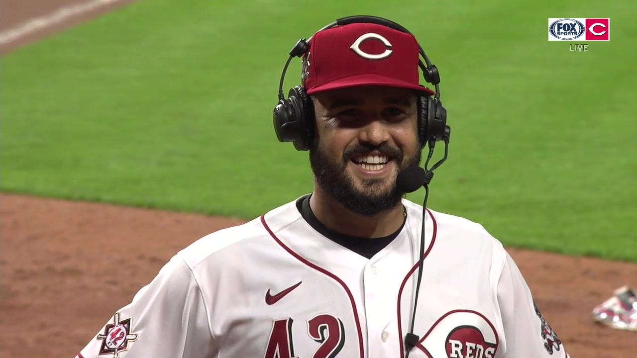 Eugenio Suarez reminisces about his family following three-RBI night