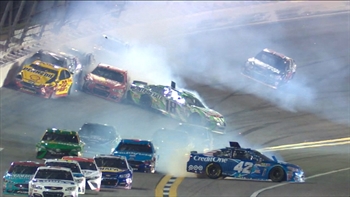 Kyle Busch and Joey Logano Taken Out in Multi-Car Wreck | 2017 DAYTONA