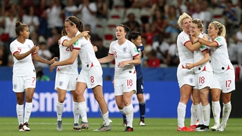 England's Ellen White gets her 2nd goal vs. Japan | 2019 FIFA Women's World Cup™ Highlight