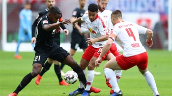 RB Leipzig vs. FC Augsburg  | 2019 Bundesliga Highlights