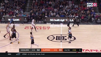 Clippers blowout Cavs