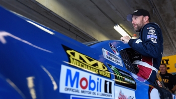 Matt Kenseth 1-on-1 with Kenny Wallace I NASCAR RACE DAY