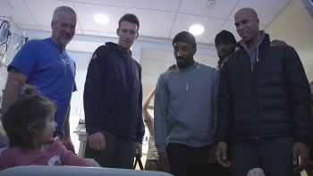 Cavs help make the holiday season a little bright for kids