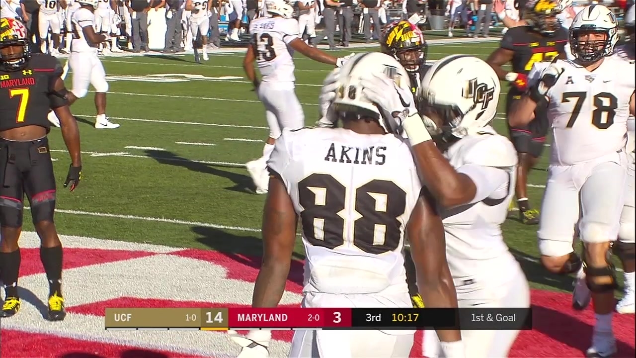 UCF's McKenzie Milton floats it in to Jordan Akins for the 6-yard score