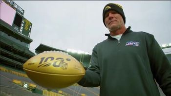 NFL on FOX | Brett Favre brings a family to Lambeau Field to play annual Turkey Bowl