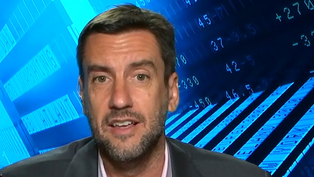 Clay Travis is on the Raiders +11.5 at Chiefs: 'I don't think we get the best effort from the Chiefs' | FOX BET LIVE