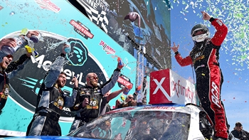 Tyler Reddick holds off a hard-charging Gray Gaulding to win the Money Lion 300 at Talladega
