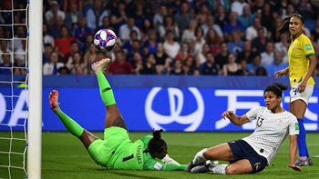 France take a 1-0 lead vs. Brazil on Gauvin's brilliant finish | 2019 FIFA Women's World Cup™