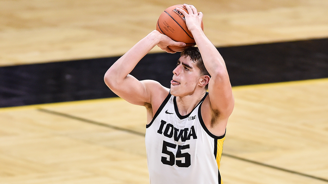 Luka Garza tops Jim Jackson’s top five players in all of college basketball