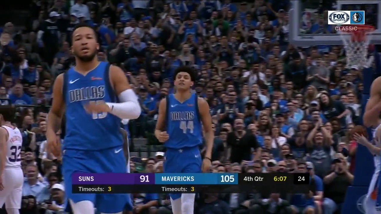 WATCH: Dirk with the Bullet Pass | Mavericks CLASSICS