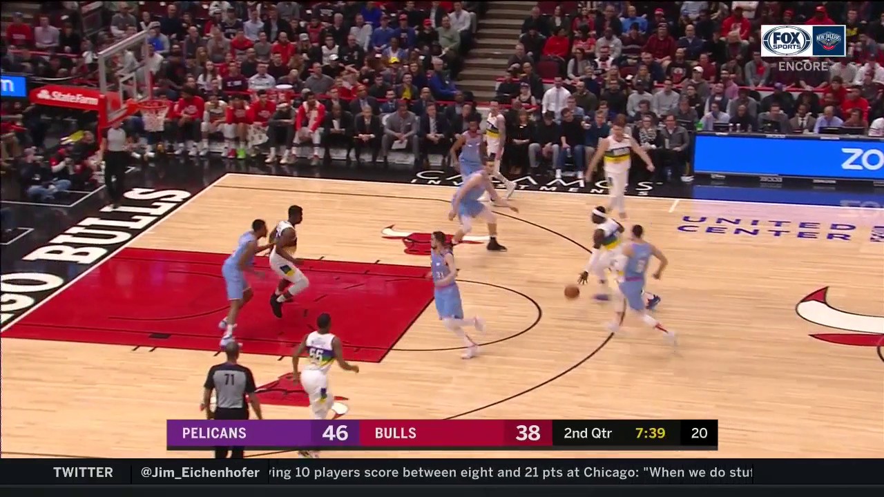 WATCH: Jrue Holiday with the Layup on the Give And Go | Pelicans ENCORE