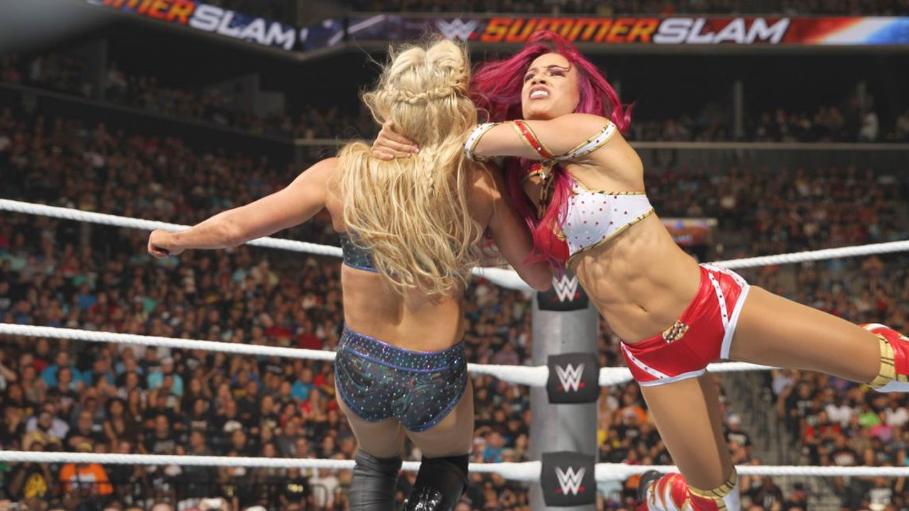 Charlotte Flair defeats Sasha Banks to claim WWE Women's Championship | 2016 SUMMER SLAM