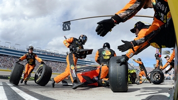 Drew Blickensderfer concerned that FRR shutting down will become too big a distraction to win 2018 title