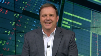 Cousin Sal doesn't think New England will be distracted and says he likes the over against Miami