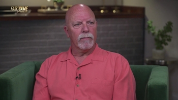 Kobe Bryant Dislocated a Finger but Continued Playing √¢‚Ç¨‚Äù Lakers Head Trainer Gary Vitti