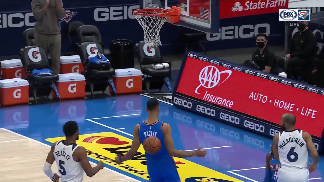 HIGHLIGHTS: Bazley Steals it and Gets the Fastbreak Dunk