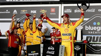 Joey Logano's winning laps of the first Duel qualifying race at Daytona | NASCAR on FOX