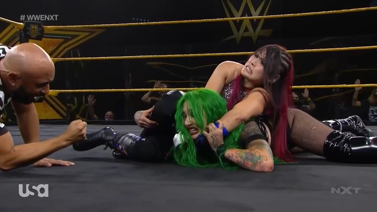 Io Shirai battles Shotzi Blackheart in non-title match