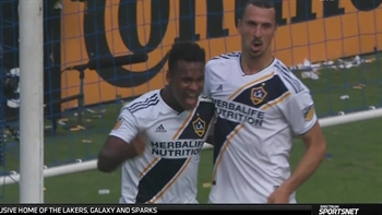 Kamara's brace gives the LA Galaxy 2-0 lead over the Houston Dynamo | 2018 MLS Highlights