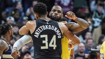 Shannon Sharpe isn't concerned about the Lakers after their 111-104 loss to Bucks