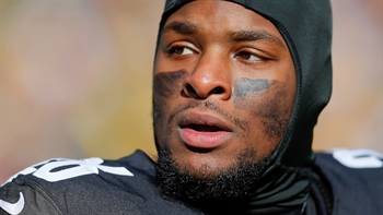 LaDainian Tomlinson is 'disappointed' the Steelers haven't signed Le'Veon Bell to a long-term deal