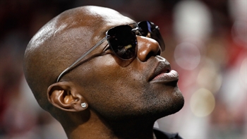 Shannon Sharpe's reaction to Terrell Owens declining to attend his Hall of Fame induction