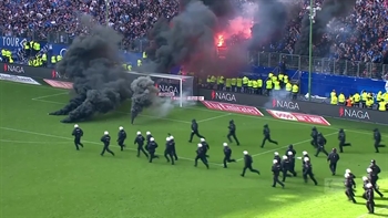 Fans cause chaos to protest Hamburg's first relegation in club's history