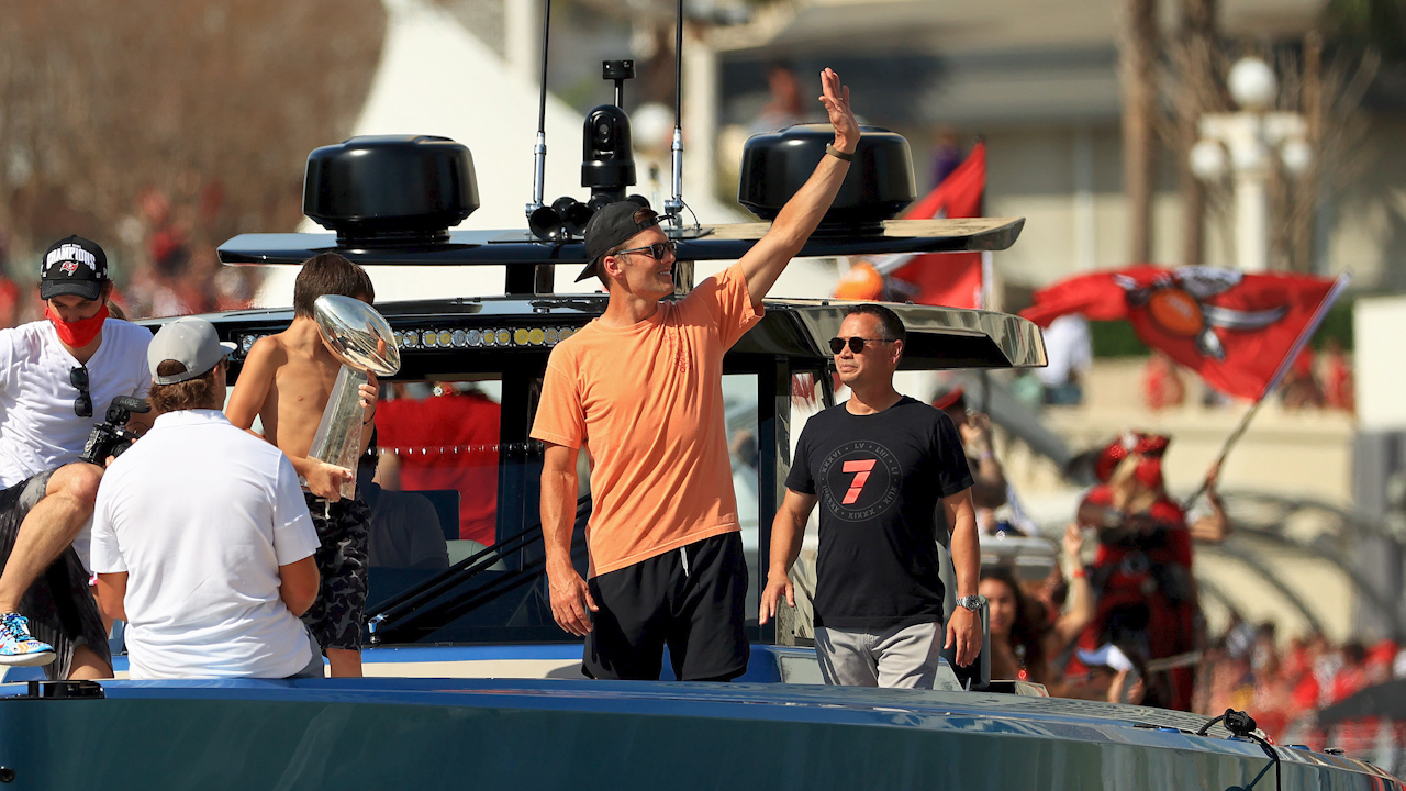 Nick Wright reacts to Tom Brady, Rob Gronkowski & Bucs celebrating at the Super Bowl  LV boat parade | FIRST THINGS FIRST