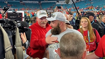 Anthony Sherman hugs Andy Reid after Chiefs' Super Bowl LIV win: ‘He means everything to me’