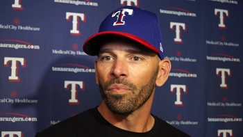 Chris Woodward: 'It's really nice to have veteran guys'