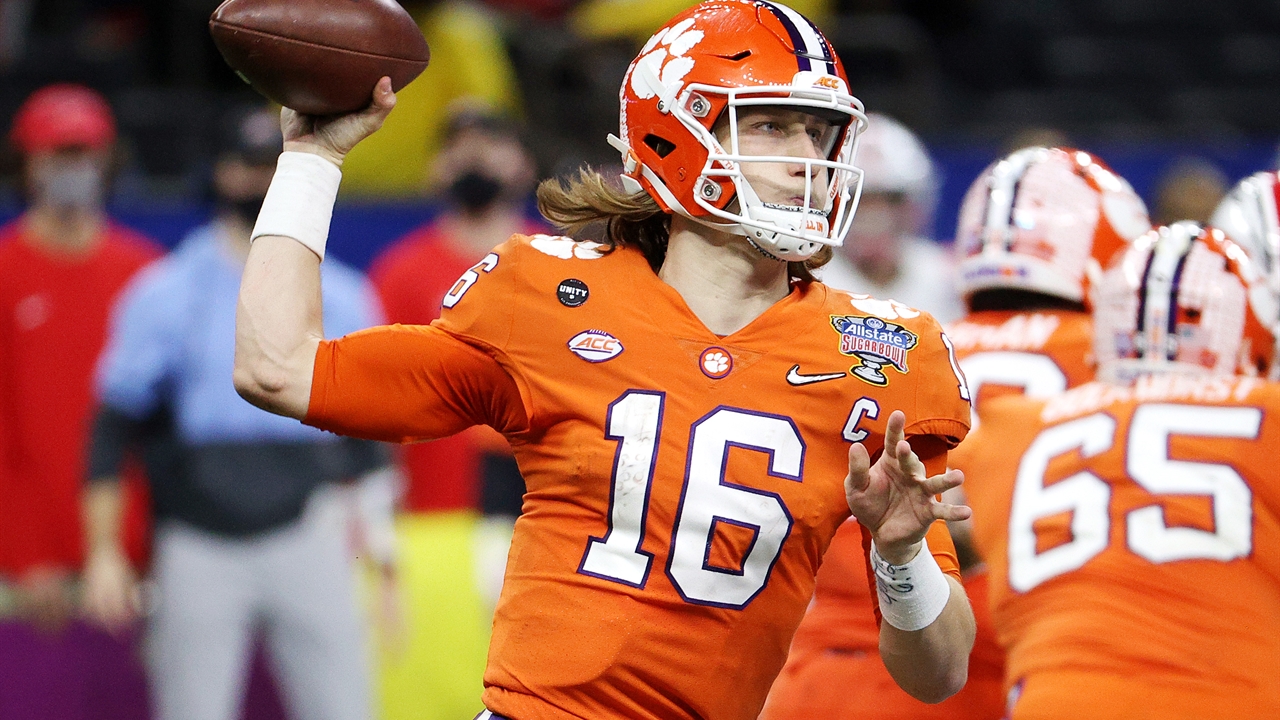 Shannon Sharpe: I'd rather coach Trevor Lawrence & the Jags than Herbert's Chargers | UNDISPUTED