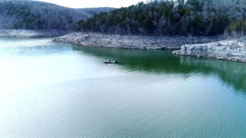 Bull Shoals Lake | Bass Fishing - Part 1 | FOX Sports Outdoors Southwest