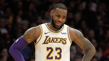 Shannon Sharpe doesn't think LeBron will 'go outside of himself' to make a statement in Cleveland