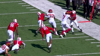 Iowa State RB Breece Hall rips off 75-yard TD after textbook stiff arm