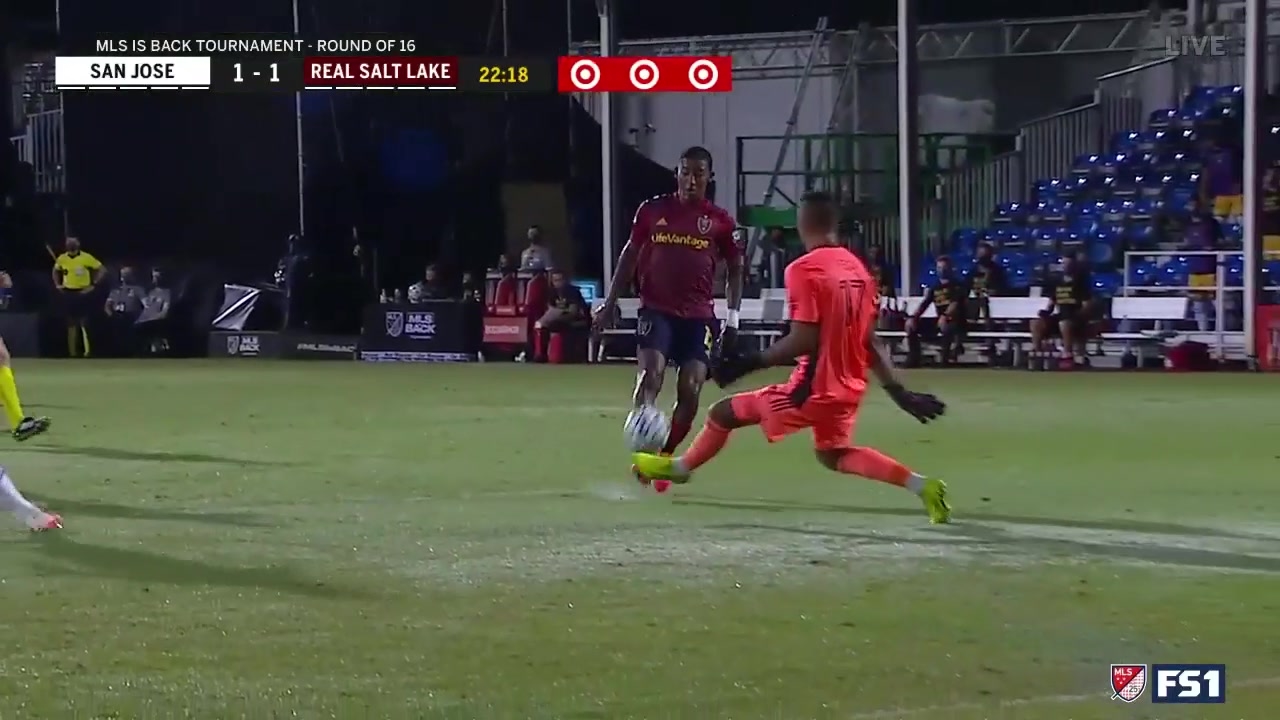 Real Salt Lake’s Douglas Martinez gets equalizer seconds after Earthquakes score opening goal