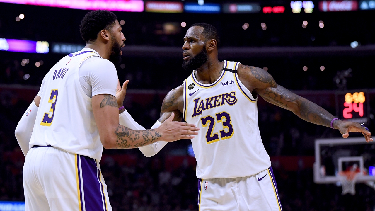 'The King is in his rightful place' — Shannon Sharpe on LeBron being No. 1 in NBA rankings | UNDISPUTED