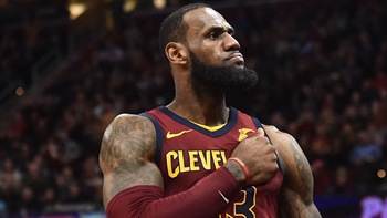 Skip Bayless on the Los Angeles Clippers reportedly making a run at LeBron James