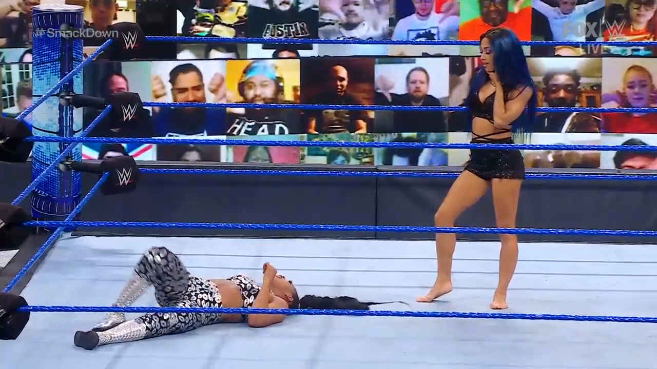 Sasha Banks commentates as Bianca Belair faces Natalie Neidhart