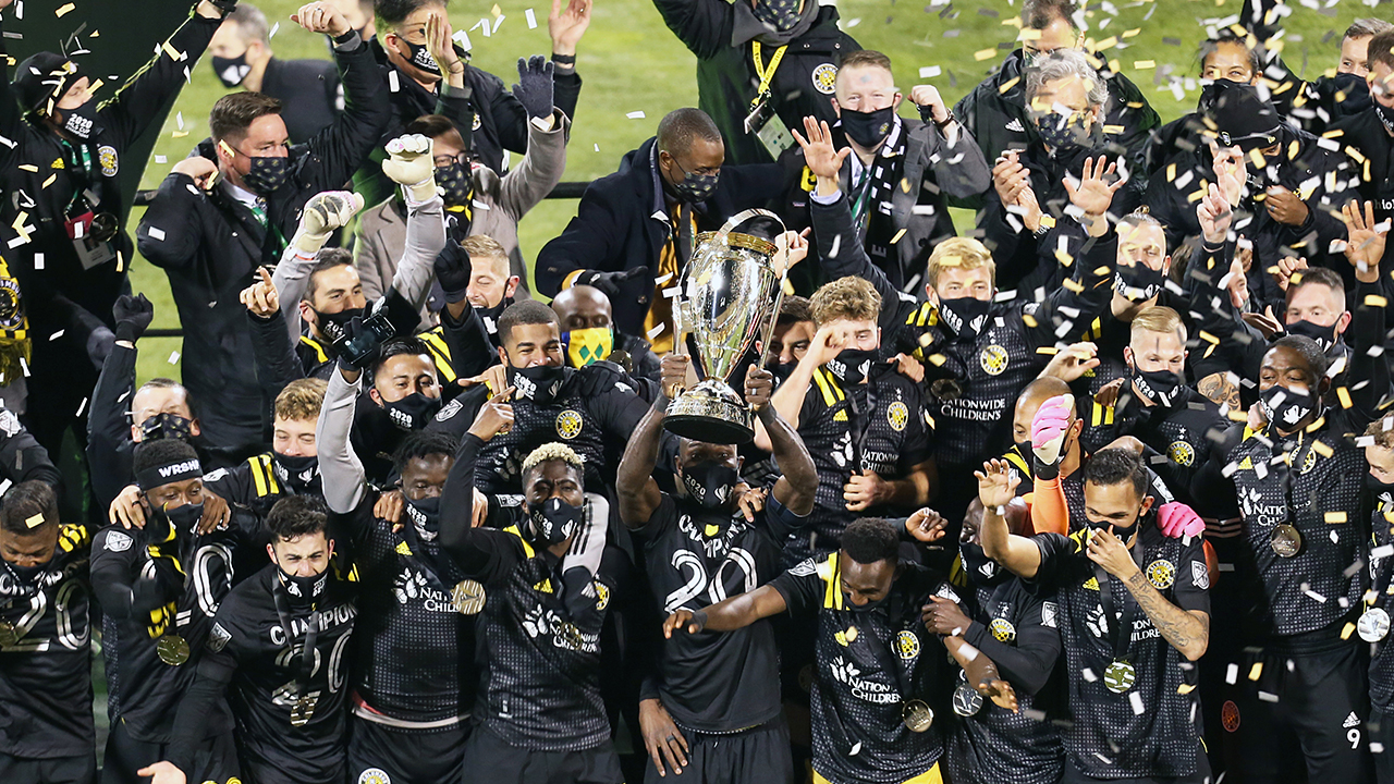 Watch Columbus Crew hoist the MLS Cup trophy for the second time in