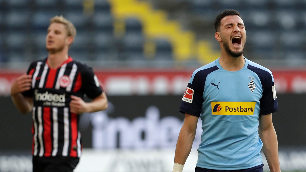 MÃÂ¶nchengladbach dominates Eintracht Frankfurt wire to wire in statement 3-1 win