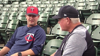 Part 2: During Twins' series with Tigers, Ron Gardenhire gives son Toby some advice